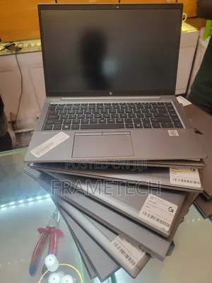 Laptop HP ZBook Firefly 14 G7 16GB Intel Core i5 SSD 256GB