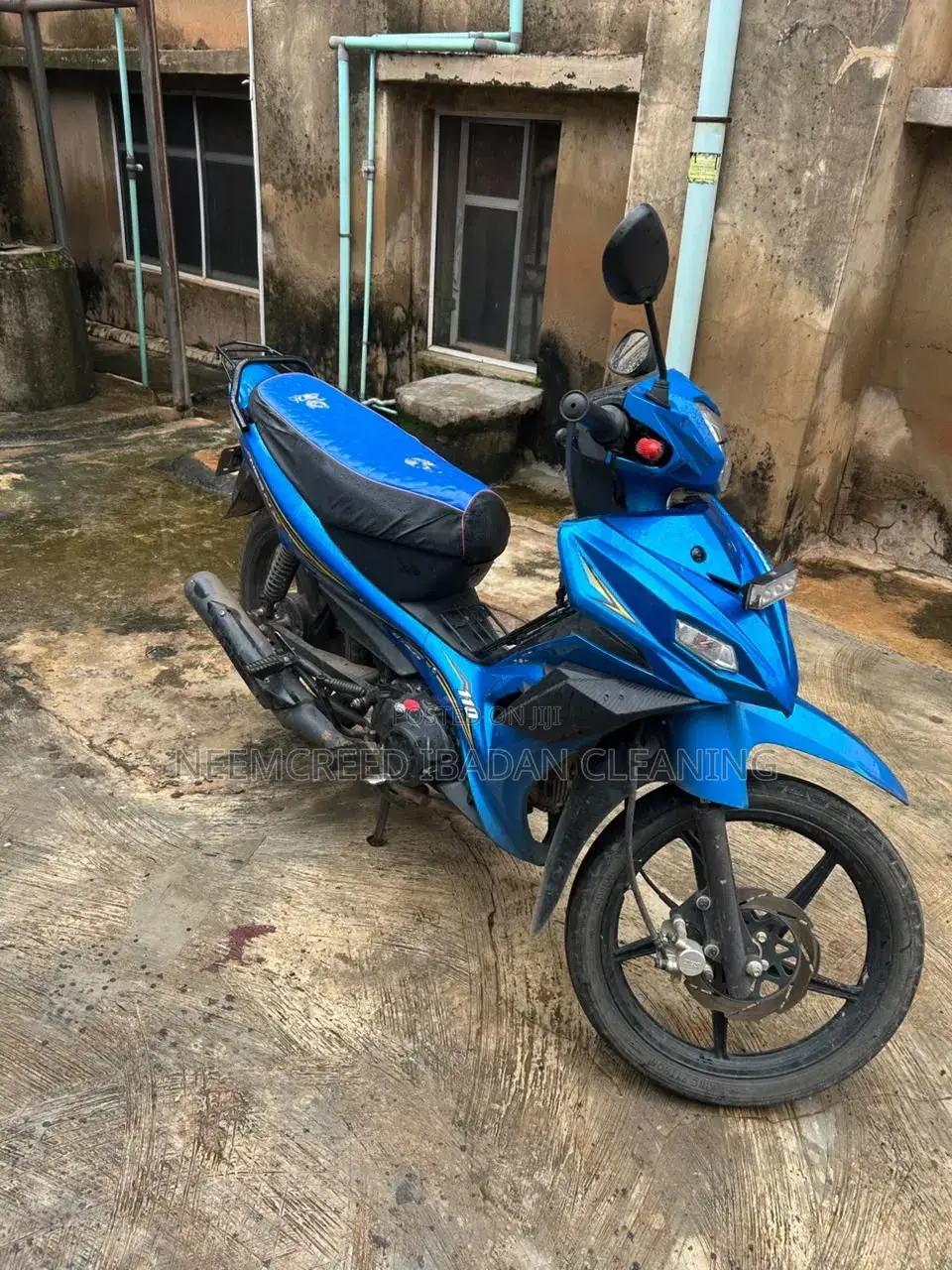 TVS Neo NX 2025 Blue