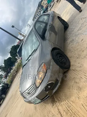 Toyota Corolla 2005 Gray