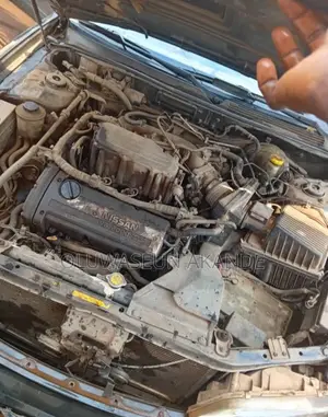 Nissan Maxima QX 1998 Blue