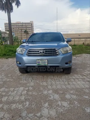 Toyota Highlander Limited 2010 Blue