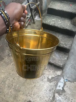 Non-Sparking Bucket Original