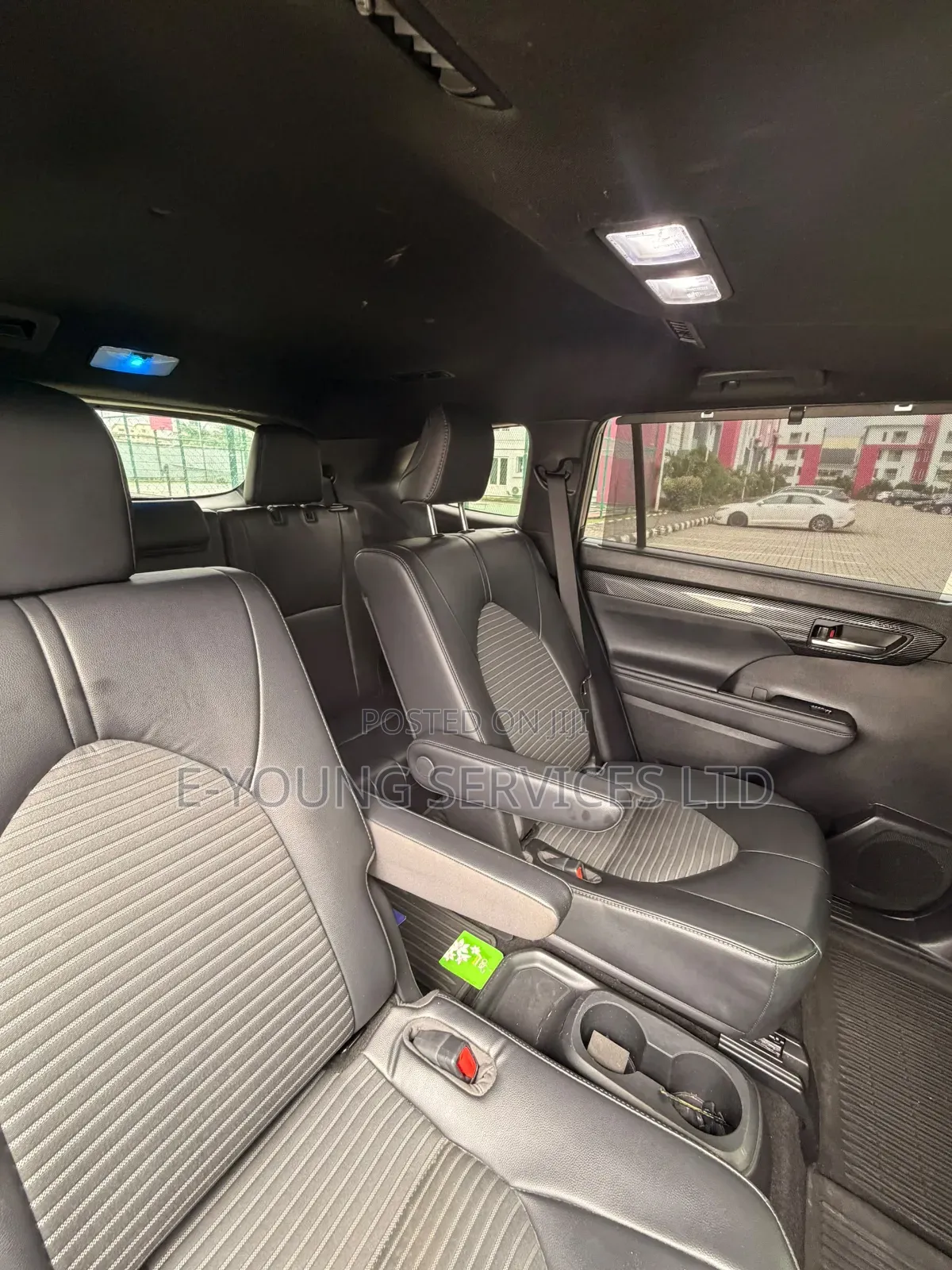 Toyota Highlander 2022 Gray