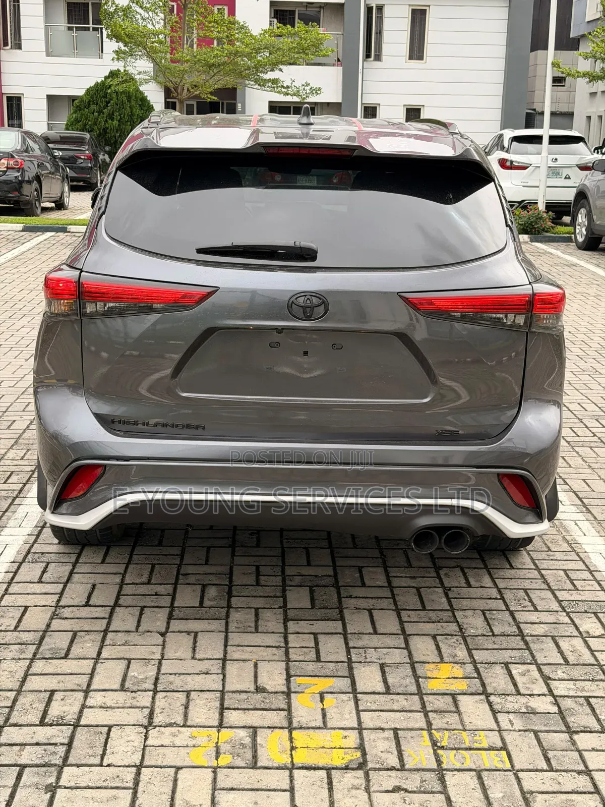 Toyota Highlander 2022 Gray