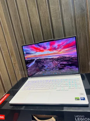 Laptop Lenovo Legion 7 32GB Intel Core Ultra 9 SSD 1T