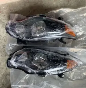 Head Light for Toyota Corolla 2010 Model