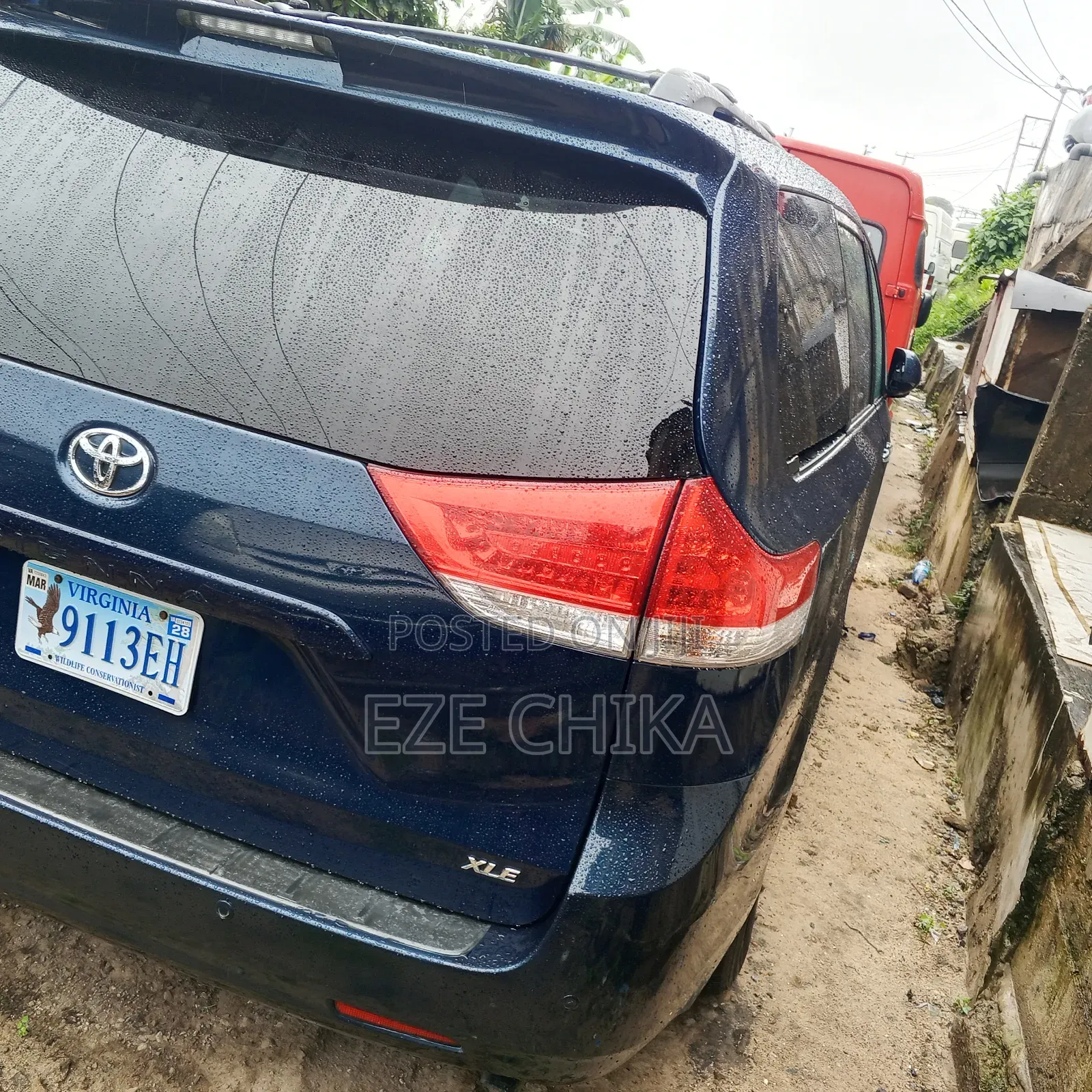 Toyota Sienna 2013 Blue