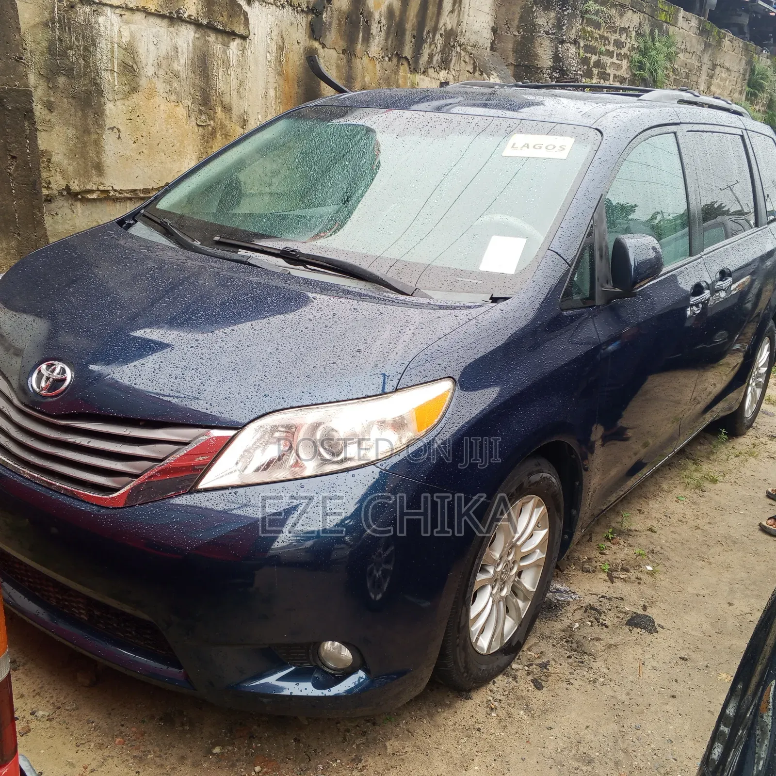 Toyota Sienna 2013 Blue