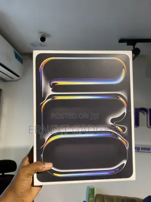 New Apple iPad (2025) 128 GB Black
