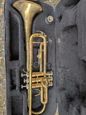 Standard Japan Gold Trumpet