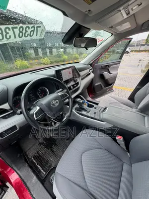 Toyota Highlander 2021 Red