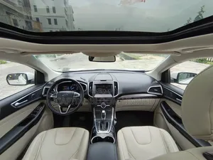 Ford Edge Titanium 4dr AWD (2.0L 4cyl 6A) 2016 White