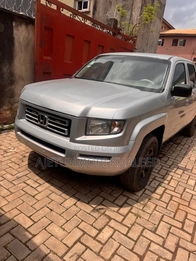 Honda Ridgeline 2008 Silver