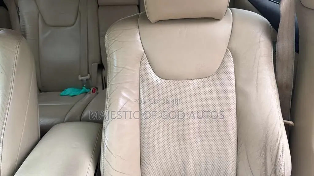 Lexus RX 2012 Gold