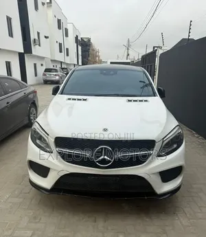 Mercedes-Benz GLE-Class 2018 White