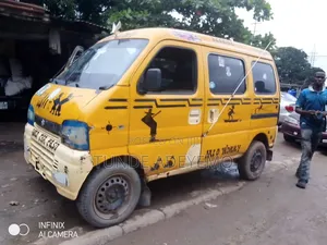 Suzuki Every 2002 Yellow