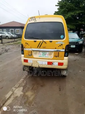 Suzuki Every 2002 Yellow