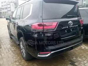 New Toyota Land Cruiser 2024 Black