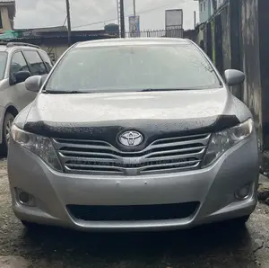 Toyota Venza AWD 2012 Silver