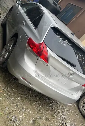 Toyota Venza AWD 2012 Silver