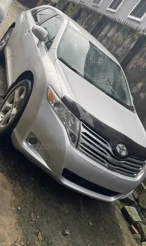 Toyota Venza AWD 2012 Silver