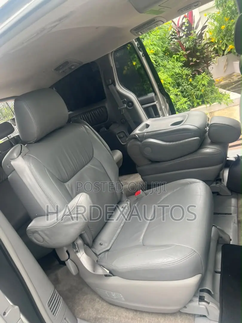 Toyota Sienna 2007 Gold