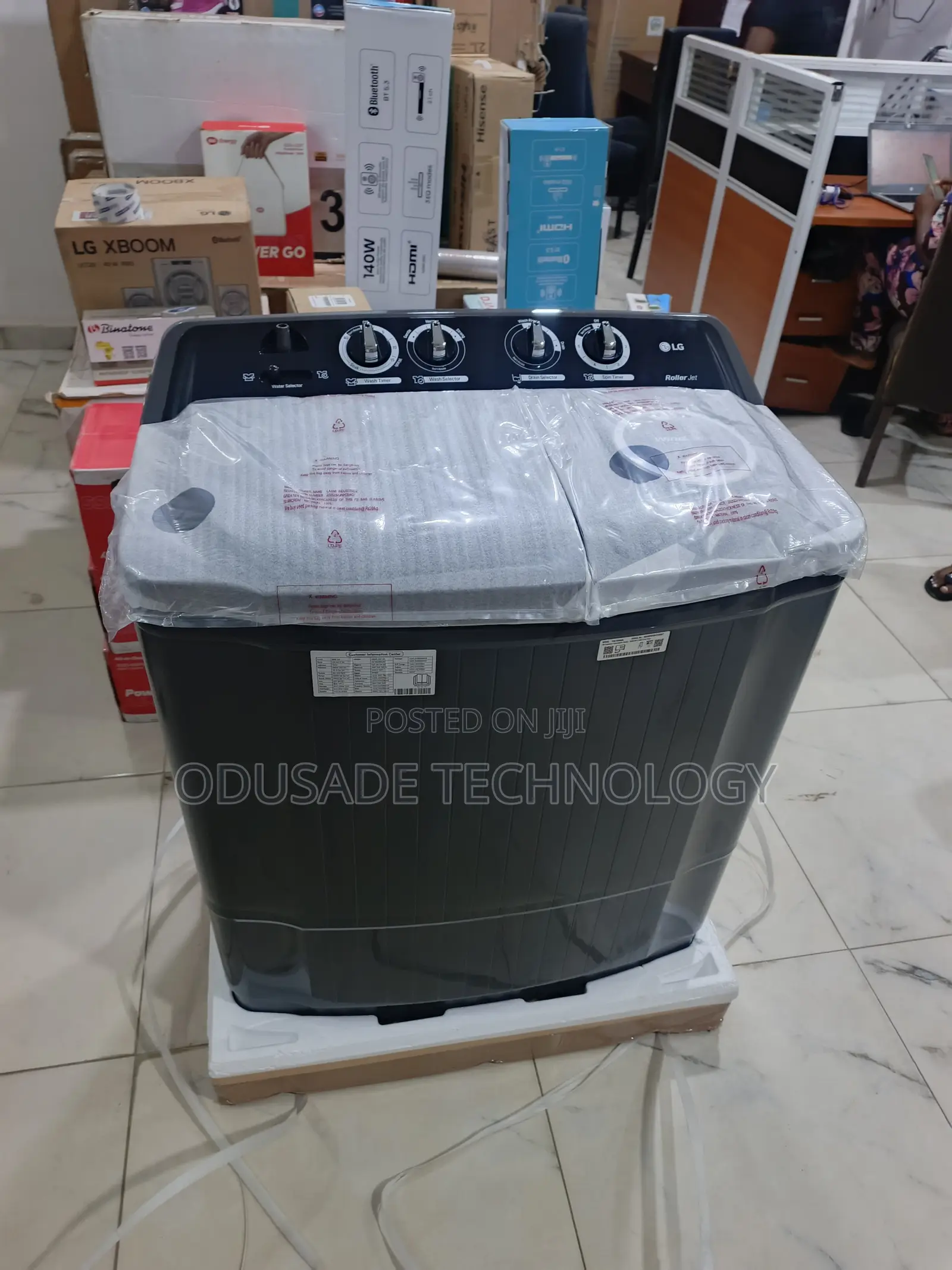 Practical LG Two Tub Laundry Machine 9kg