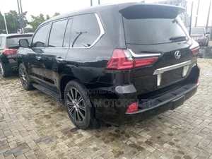 Lexus LX 2017 Black