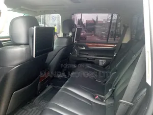 Lexus LX 2017 Black