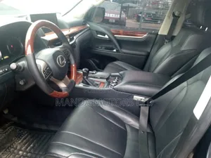Lexus LX 2017 Black