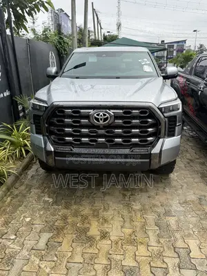 Toyota Tundra 2024 Silver