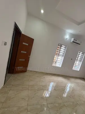 1bdrm Shared Apartment in Chevron for rent