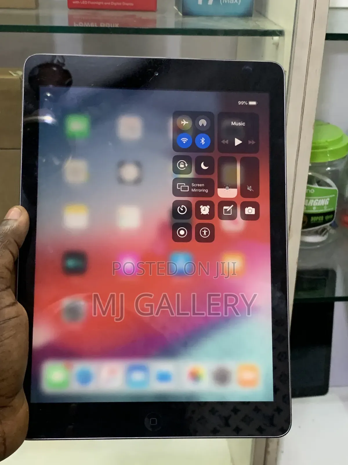 Apple iPad Air 16 GB Gray