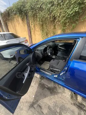 Toyota Corolla 2012 Blue