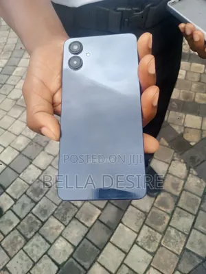 Samsung Galaxy A06 64 GB Gray