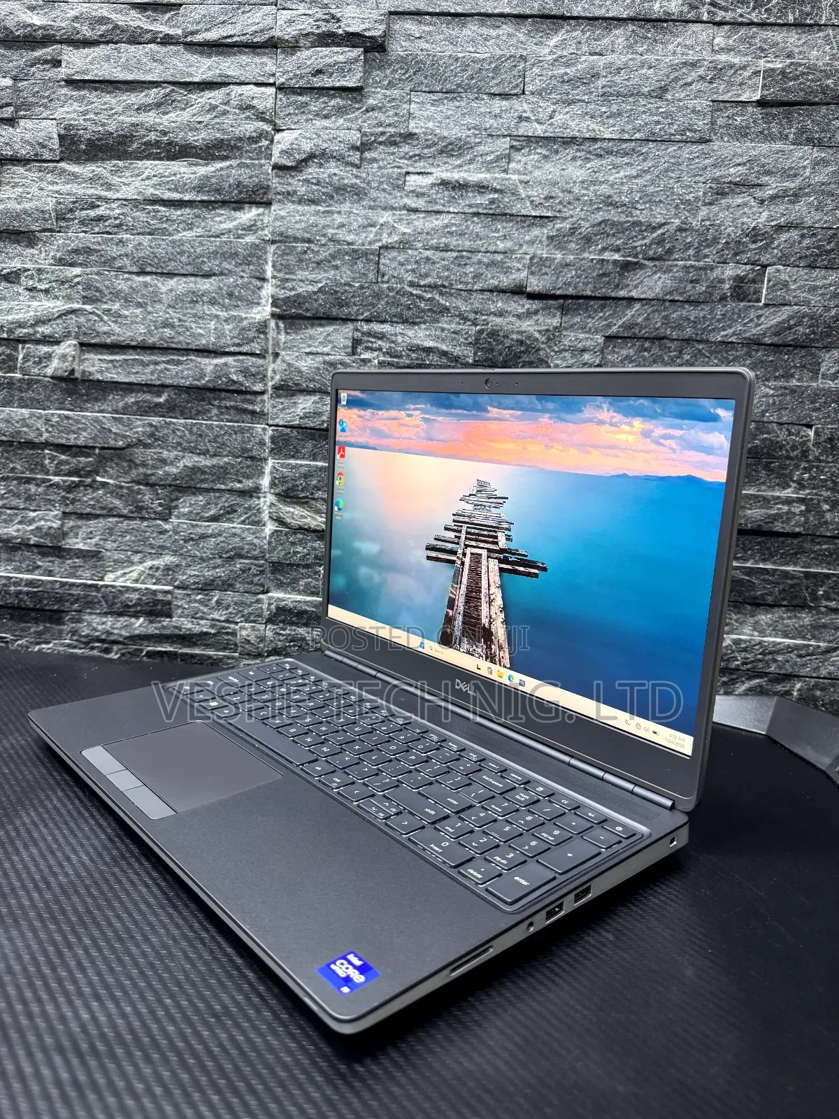 Laptop Dell Precision 7560 32GB Intel Core i9 SSD 1T