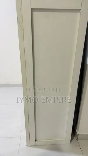 Reception Boutique Desk