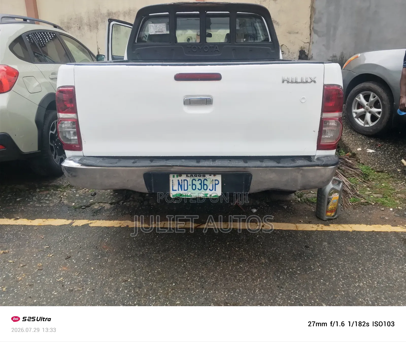 Toyota Hilux 2012 White