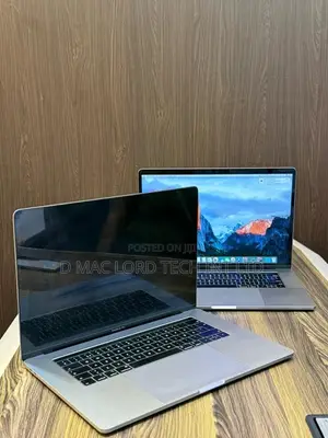 Laptop Apple MacBook Pro 2017 16GB Intel Core i7 SSD 512GB