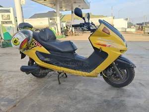 Yamaha Majesty 2005 Yellow