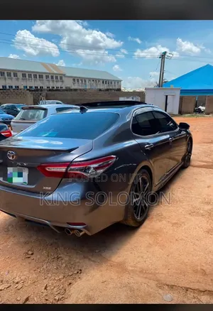 Toyota Camry 2019 Gray