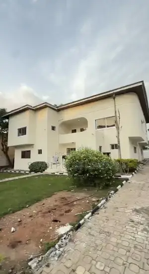 Furnished 5bdrm Duplex in Maitama for rent