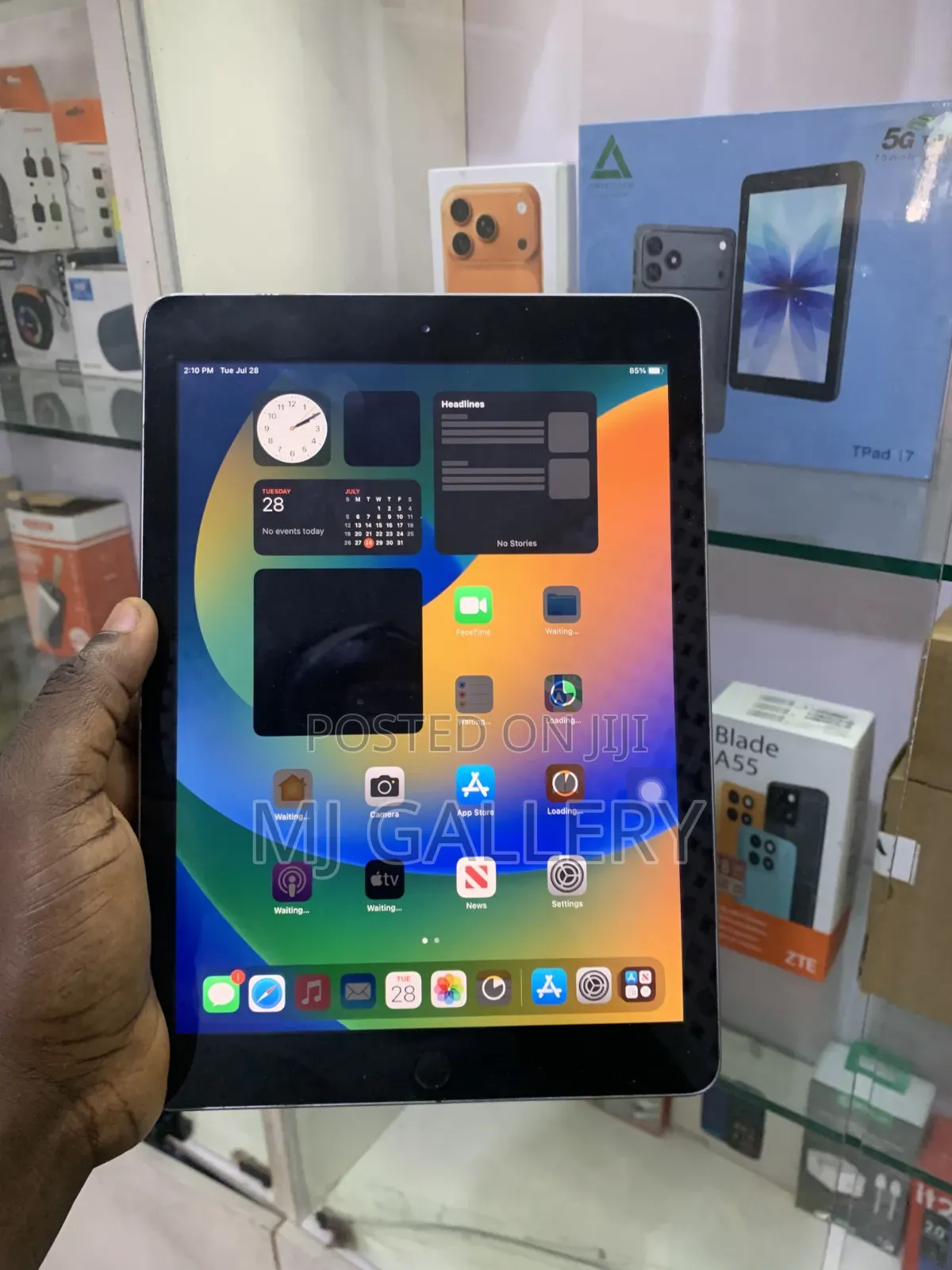 Apple iPad 9.7 128 GB Black