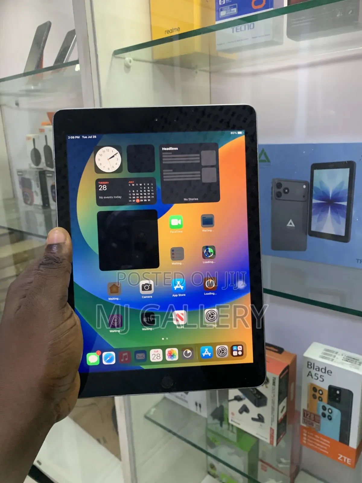 Apple iPad 9.7 128 GB Black