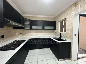 3bdrm Apartment in Ikoyi S.W for rent