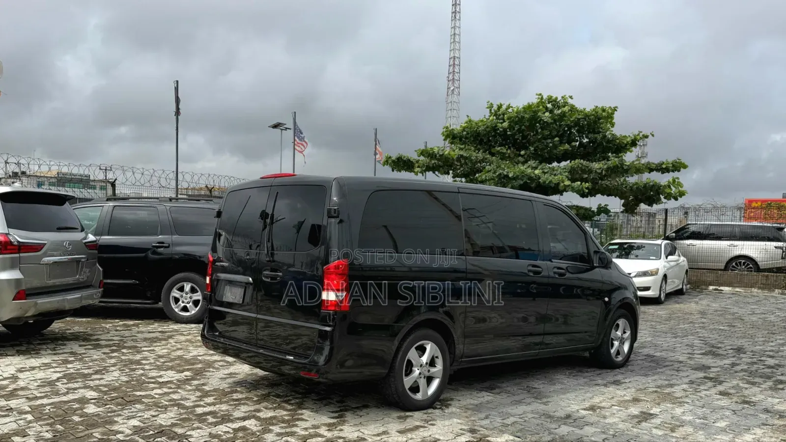 Mercedes-Benz Tourismo 2018 Black