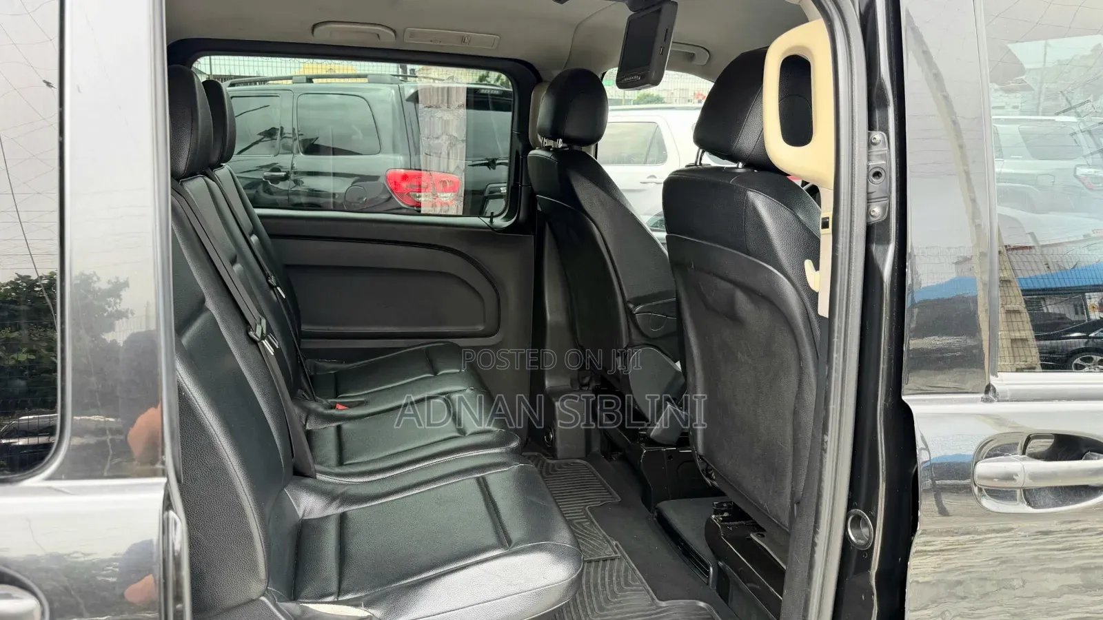 Mercedes-Benz Tourismo 2018 Black