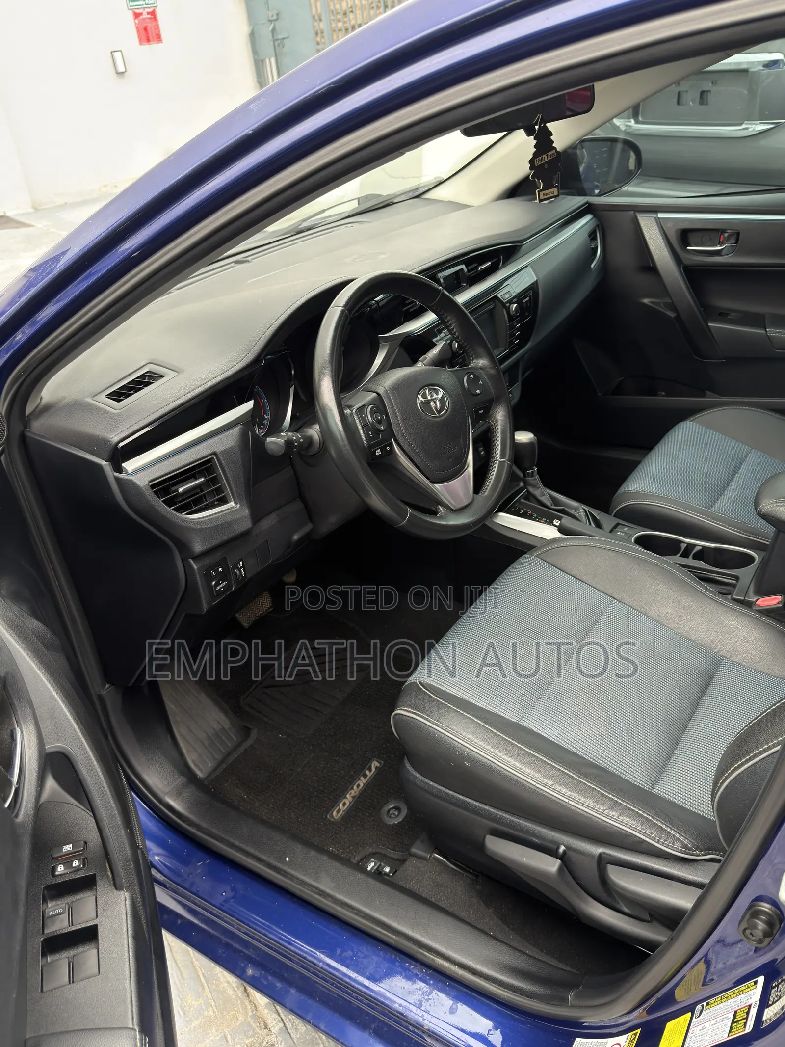 Toyota Corolla 2014 Blue