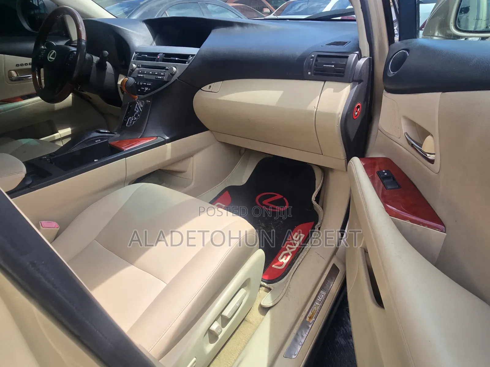 Lexus RX 2010 Gold