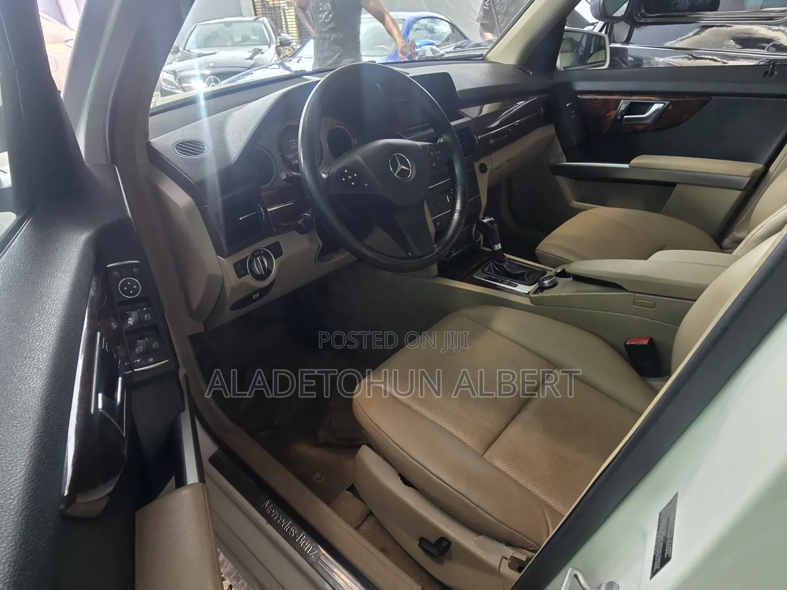 Lexus RX 2010 Gold